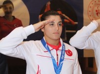 DÜNYA ŞAMPİYONASI - Sürmeneli Açıklaması 'Olimpiyat Kotası Türk Halkını Kesmez, Olimpiyat Madalyası Lazım'