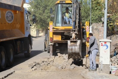 Başkan Arıkan, Üst Yapı Çalışmalarını İnceledi
