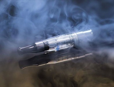 'Elektronik sigara, sigara endüstrisinin kurnazca yaklaşımıdır'
