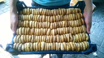 Germencik'te Mehmetçik İçin Kuru İncir Kampanyası