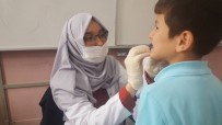 DİŞ FIRÇALAMA - Hisarcık'ta 599 Öğrencinin Dişlerine Flor Vernik Uygulaması