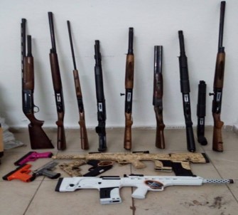Konya'da Silah Operasyonu Açıklaması 166 Adet Silah Ele Geçirildi