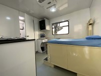 TİKA Meksika'da Evsizlere Mobil Klinik İle Ulaşıyor