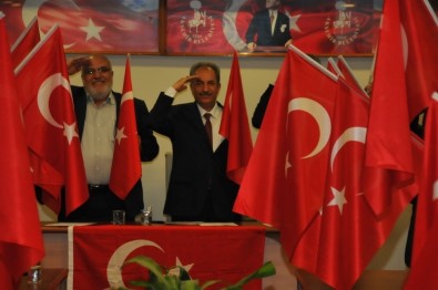 Akşehir Belediye Meclisinden Barış Pınarı Harekatı'na Destek