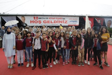 Antalya Kitap Fuarı'ndan Türkiye Rekoru