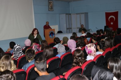 DPÜ Şaphane Meslek Yüksekokulu'nda Oryantasyon Programı