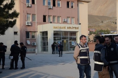 Hakkari Ve Yüksekova Belediye Başkanları Tutuklandı
