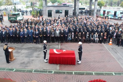 Kalp Krizi Sonrası Hayatını Kaybeden Emniyet Müdürü Son Yolculuğuna Uğurlandı