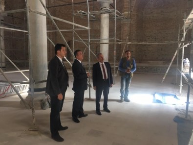 Kaymakam Kurnaz Ve Başkan Akkaya Restorasyon Çalışmalarını İnceledi