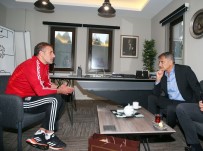 NEVZAT DEMİR - Şenol Güneş'ten Abdullah Avcı'ya Ziyaret