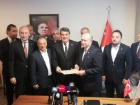 DİVAN KURULU - Serdal Adalı Listesini Teslim Etti