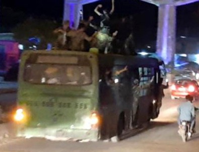 Suriye ordusu o kente girdi
