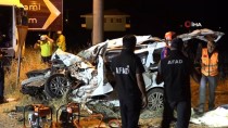 AKPAZAR - Tunceli'de Hafif Ticari Araç İle Tır Çarpıştı Açıklaması 4 Ölü, 1 Yaralı