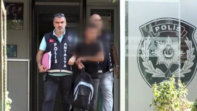 Antalya'da Bıçaklı Gasp İddiası