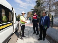 UZMAN ÇAVUŞ - Arguvan'da Okul Servislerine Sıkı Denetim