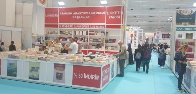 Atatürk Araştırma Merkezi Yayınları Ankara Kitap Fuarı'nda