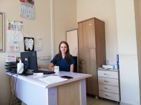 SÜLEYMAN DEMIREL ÜNIVERSITESI - Diş Tabibi Büşra Ünal Hasta Kabulüne Başladı