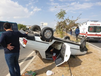 Elazığ'da Tır İle Çarpışan Otomobil Takla Attı Açıklaması 3 Yaralı