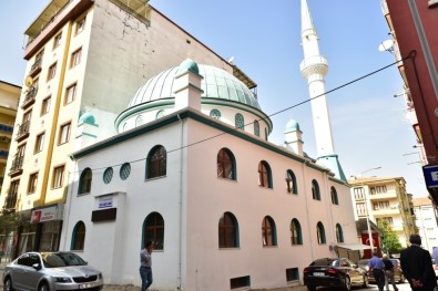 Hacı Abdi Cami, Törenle İbadete Açıldı