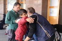 Kaçak Afgan Uyruklu Şahıslar Doğu Ekspresine Binerken Polise Yakalandı