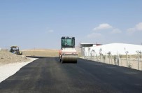 VAN YÜZÜNCÜ YıL ÜNIVERSITESI - Van'da Yol Genişletme Ve Asfalt Çalışması