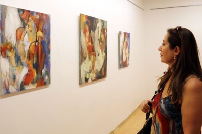 Yasemin Kalyoncu'nun Sergisine İlgi