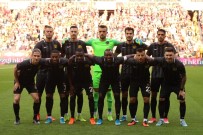 ESKIŞEHIRSPOR - Eskişehirspor Ligin Dibine Demir Attı