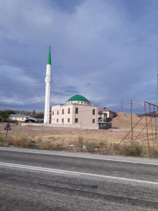 Hz.Ebubekir Camii Törenle İbadete Açıldı