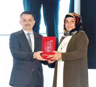 Tarımda Girişimci Kadın Çiftçiler Projesi Türkiye Birincisi Van'dan