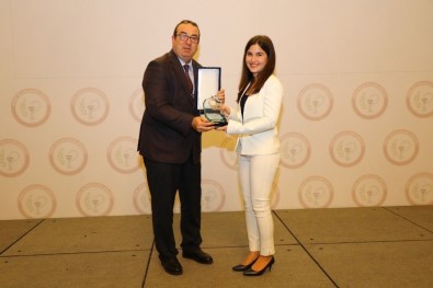 Anadolu Üniversitesine Eczacılık Alanında Önemli Ödül