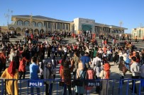ŞABAN COŞKUN - Bayburt Üniversitesi Öğrencileri 'Üniversitene Hoşgeldin!' Konserinde Buluştu