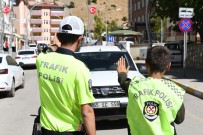 EMNİYET AMİRLİĞİ - Çatak'ta 'Yaya Güvenliğinin Nöbetçisiyiz' Uygulaması