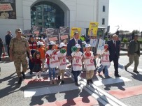 OKTAY KALDıRıM - Elazığ'da 'Yaya Geçidi Nöbeti' Etkinliği