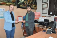 OBJEKTİF - İHA Muhabiri Tek'e Plaket