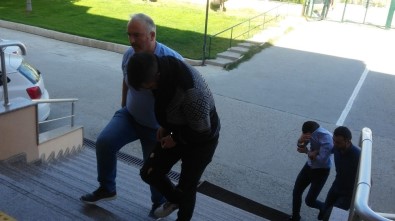 Kasayı Çalamadılar, Sadaka Kutusunu Çaldılar