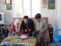 ŞEYHLER - Kaymakam Okatan'dan Pastalı 'Yaşlılar Günü' Kutlaması