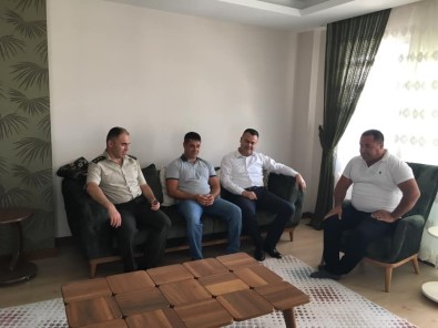 Kaymakam Otcu'dan Şehit Ailelerine Ziyaret