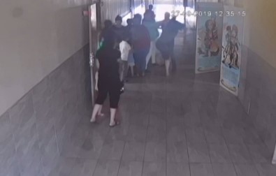 Öğretmeni Darp Kameralarda