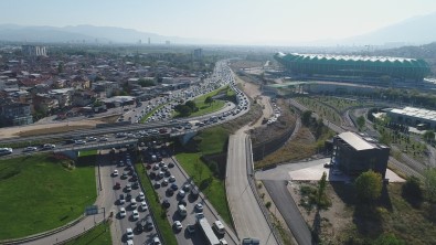 Otomobil Ve Hafif Ticari Araç Pazarı Eylül'de Daraldı