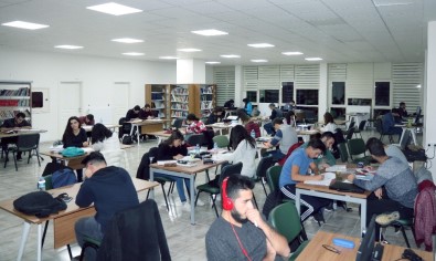 Çankaya'nın Kütüphanelerinde 7/24 Hizmet