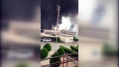 İran'ın En Büyük Petrol Rafinerisinde Yangın