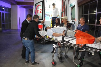 Karaman'da Baba Ve Oğlu Silahla Bacaklarından Vuruldu