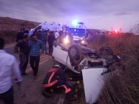 ŞAHNAHAN - Malatya'da Otomobil Takla Attı Açıklaması 7 Yaralı