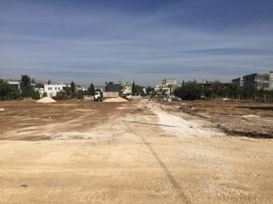 Bahçecik Mahallesi'nde Asfalt Öncesi Hazırlık Çalışması