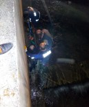 Dereye Düşen Yaşlı Adamı Ekipler Kurtardı