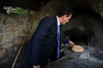 ELEKTRONİK ALET - Dündar Köy Fırınında Ekmek Pişirdi