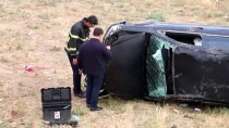 BARAJ GÖLETİ - Ehliyetsiz Sürücünün Kullandığı Otomobil Uçuruma Yuvarlandı Açıklaması 1 Ölü, 1 Yaralı