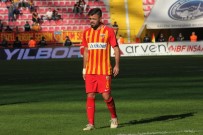 İSTIKBAL MOBILYA - Hasan Hüseyin, Aybaba'nın Gözüne Girdi