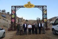 YAVRU KÖPEKLER - Talas Belediyesi 'Pati Köy' İle Bir İlke Daha İmza Attı