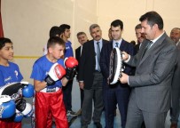 GENÇLİK VE SPOR İL MÜDÜRÜ - Vali Salih Ayhan Açıklaması 'Spor Sivas Çok Önemli'